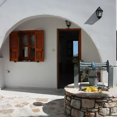 Apartment Matina - Stavros Traditional Koronos